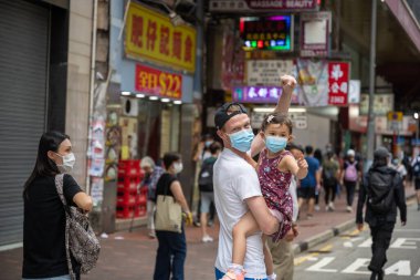 Hong Kong - 24 Mayıs 2020: Ant Ulusal Güvenlik Yasası Hong Kong 'da protesto. Polis göz yaşartıcı gaz.