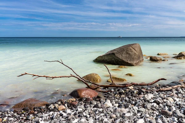 On shore of the Baltic Sea on the island Ruegen, Germany — Stock Photo, Image