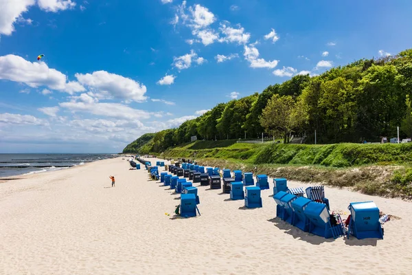 Pláž v letovisku Koserow na ostrově Usedom, Německo — Stock fotografie