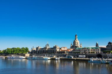 Dresden, Almanya'nın tarihi kent merkezine görüntülemek