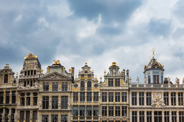 Prédios históricos na cidade Bruxelas, Bélgica — Fotografia de Stock