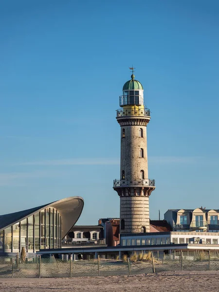 The lighthouse on the beach in Warnemuende, Germany — Stock Photo, Image