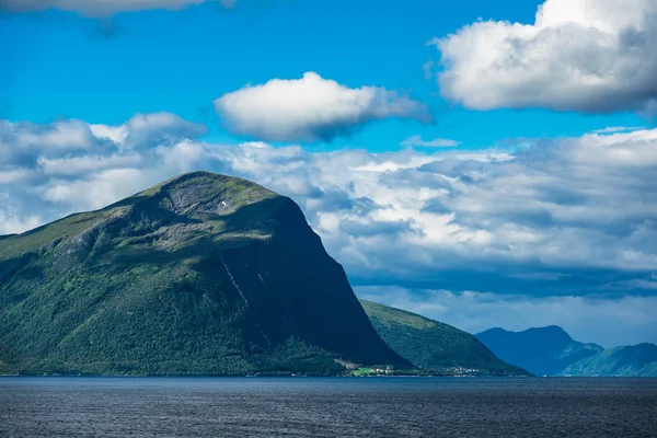 Norveç'te Storfjord görünümüne — Stok fotoğraf