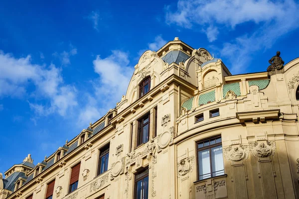 Palazzo storico a Prag, Repubblica Ceca — Foto Stock