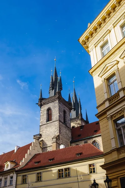 Historisches Gebäude in Prag, Tschechische Republik — Stockfoto