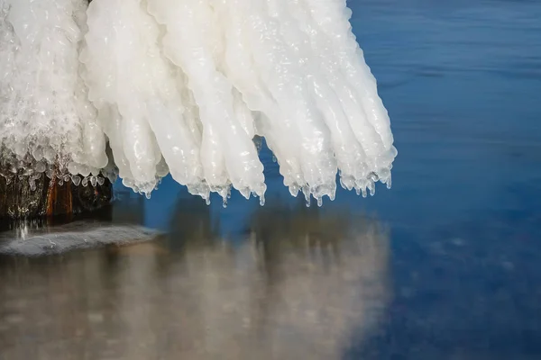 Vinter på stranden av Östersjön — Stockfoto