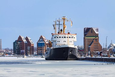 Almanya 'nın Rostock limanında kış mevsimi