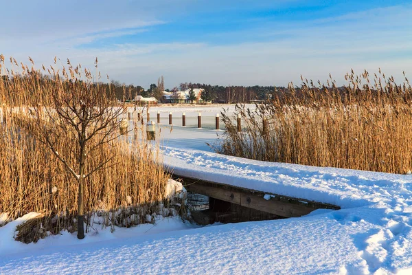 Winter with snow at the port in Prerow, Germany — Stock Photo, Image