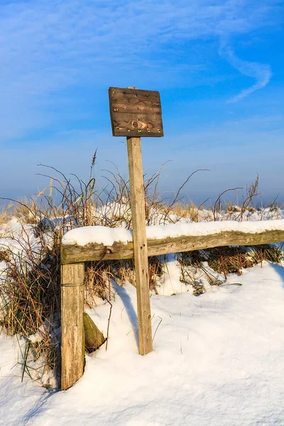 Invierno en la costa del Mar Báltico en Zingst, Alemania — Foto de Stock