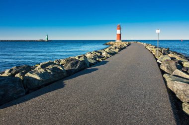 Köstebek Warnemuende'Baltık Denizi kıyısında
