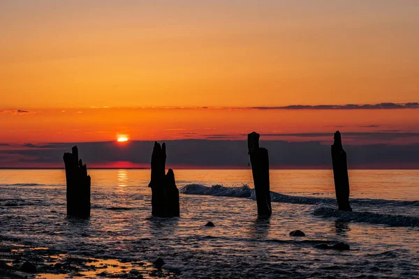 Wybrzeże Morza Bałtyckiego w godzinach wieczornych w Kuehlungsborn — Zdjęcie stockowe