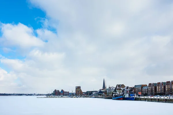 Winter time in the city port of Rostock, Germany — Stock Photo, Image