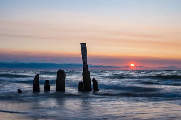 Groynes an der Ostsee in Kühlungsborn, Deutschland — Stockfoto