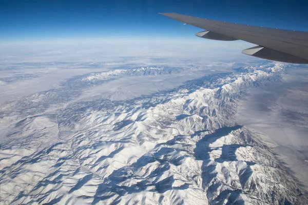 Desert Mountains of Nevada (supposedly) from airplane — Stock Photo, Image