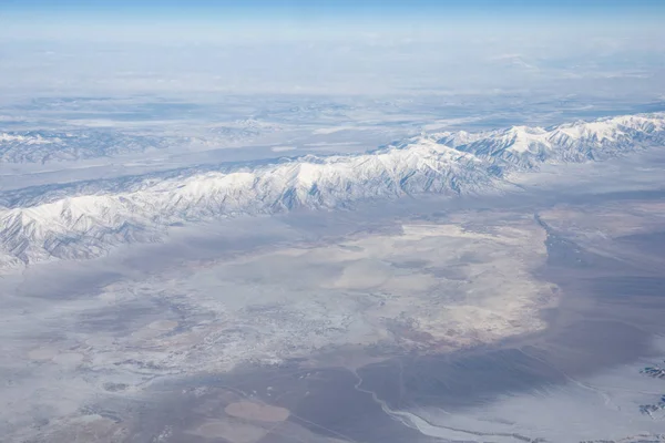 Desert Mountains of Nevada (supposedly) from airplane — Stock Photo, Image