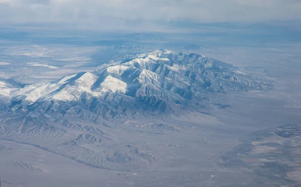 Mountains of North America (central states of USA) from airplane — Stock Photo, Image