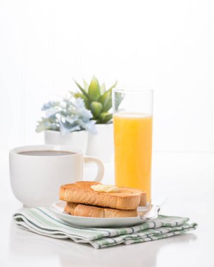 Tost kahve ve meyve suyu portre