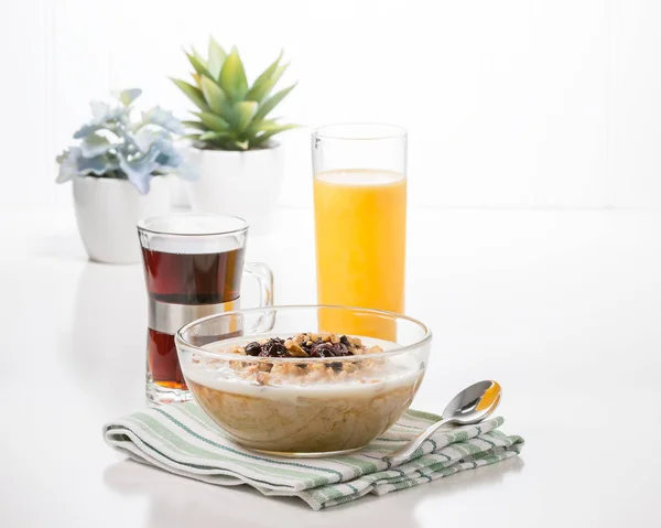 건강 한 오트밀 아침 식사 — 스톡 사진
