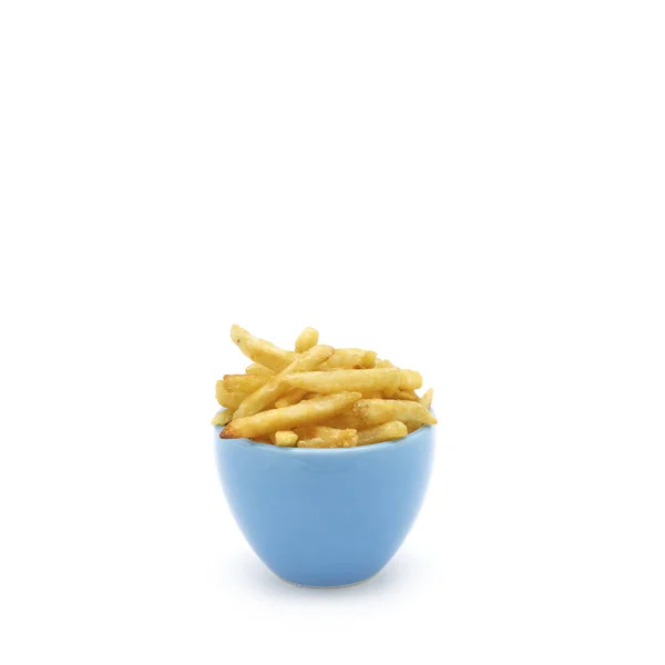 Nykokta Pommes Frites Eller Chips Blå Skål Fotograferad Vit Bakgrund — Stockfoto