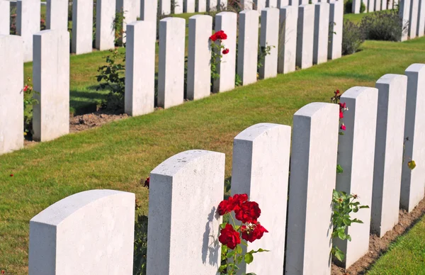 Britischer Kriegsfriedhof bei Ypern, Flandern, Belgien — Stockfoto