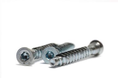 Mobilya vidaları kümesi. Beyaz izole