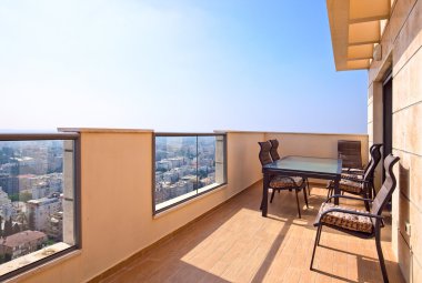  balkon modern şehir merkezinde
