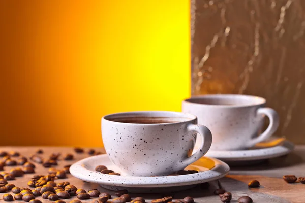 Xícara de café preto e feijão — Fotografia de Stock