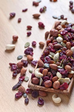 Farklı fındık, Kuru Meyve ve çilek