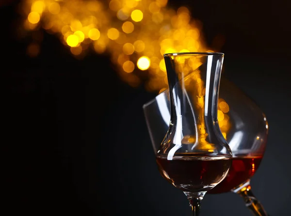 Glasses of alcoholic drink — Stock Photo, Image