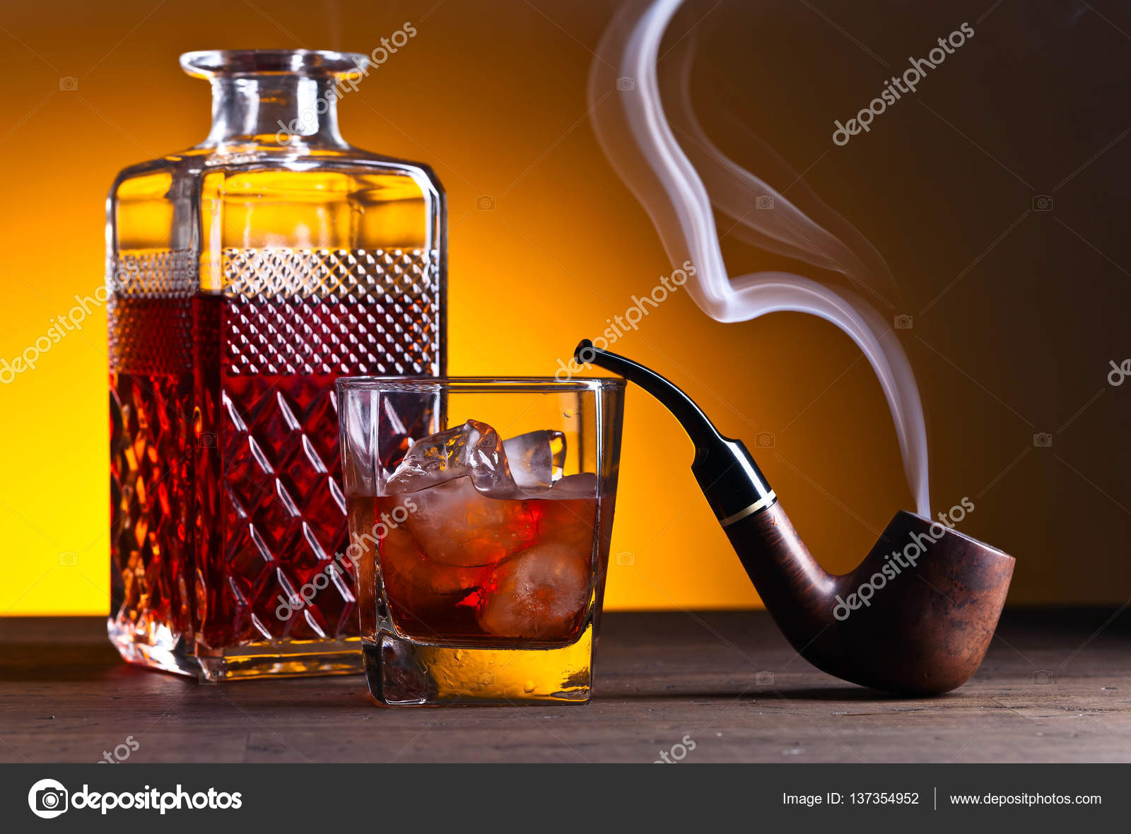 Antique Ceramic Smoking Pipe On WhiteArkivfotografi612471377 | Shutterstock, image size:1600x1180