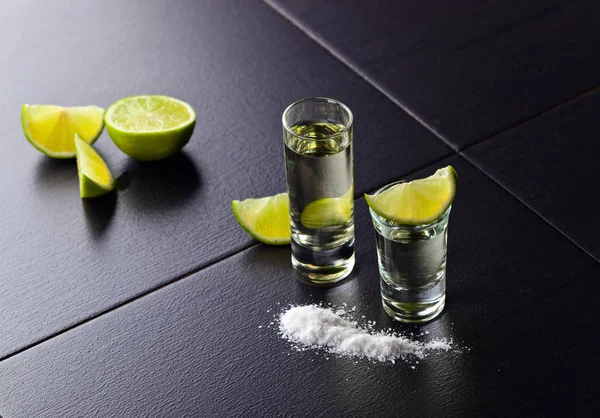 Tequila, cal e sal — Fotografia de Stock