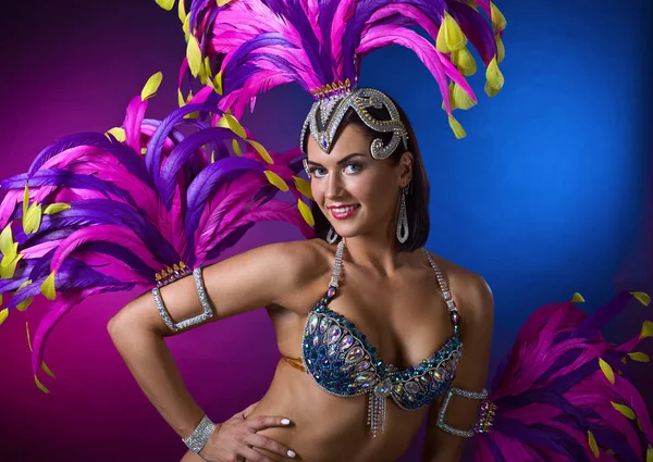 Beautiful Girl in carnival costume. — Stock Photo, Image