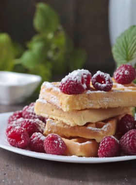 Ahududu ile gözleme 