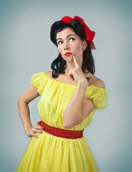 Beautiful  woman in pin up style . — Stock Photo, Image