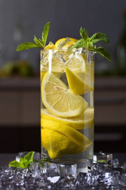 kokteyl limon ve nane.