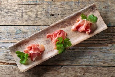 Jamon serrano maydanoz ile .