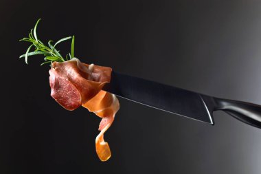  Prosciutto rosemary ile 