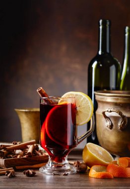 Baharatlı şarap. .