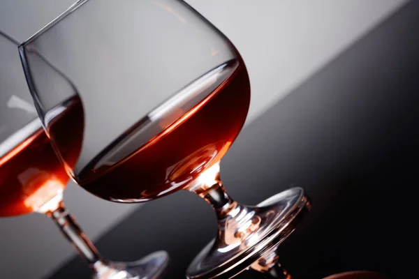 Twee glazen voor brandy . — Stockfoto