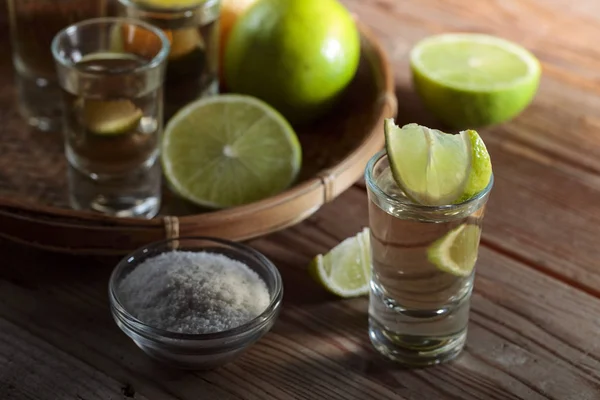 Tequila con sale e lime  . — Foto Stock