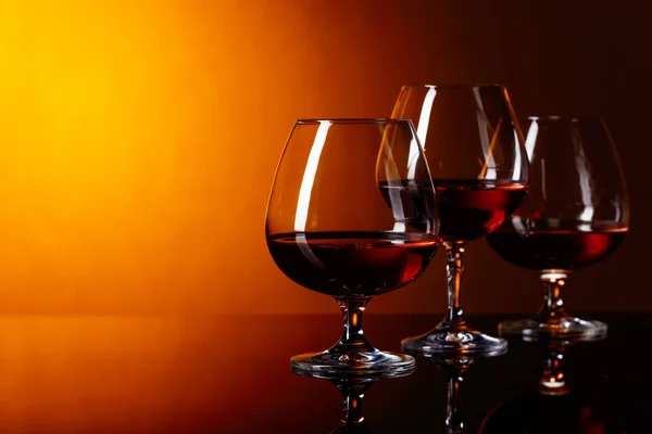 Bicchieri di brandy . — Foto Stock