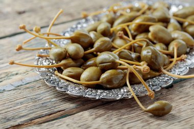 Turşu Kapari Karpuzu metal tabak .