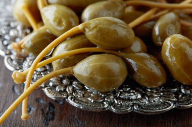 Turşu Kapari Karpuzu metal tabak .