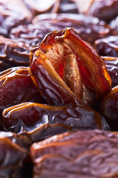 Close-up of juicy ripe dates — Stock Photo, Image