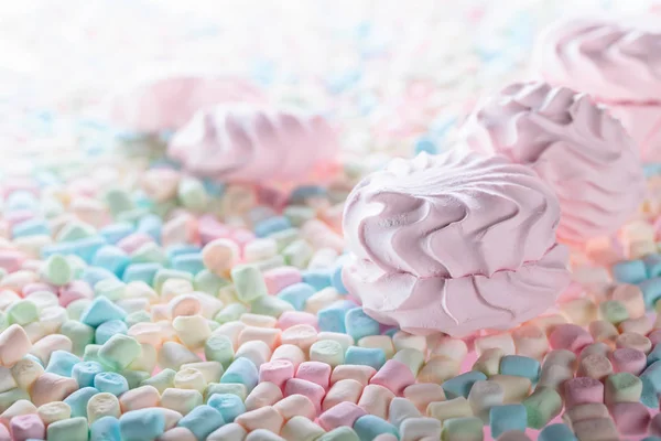 Närbild på olika marshmallows  . — Stockfoto