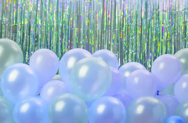 Blue and purple balloons on colorful background. — Stock Photo, Image