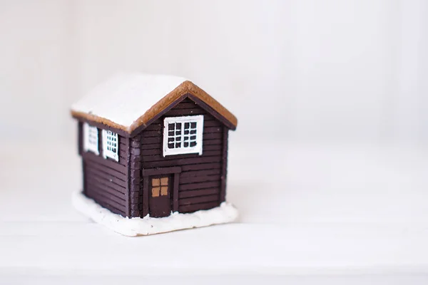 Зимова хатинка іграшка — стокове фото