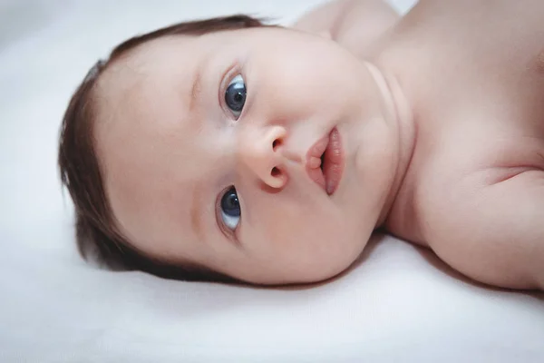 Lindo bebé con chupete —  Fotos de Stock