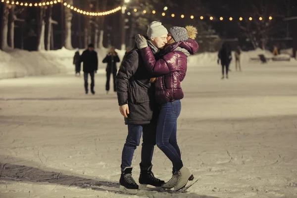 Couple Homme Femme Patinoire — Photo