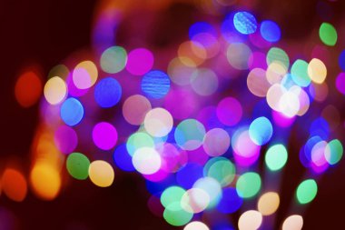 Işıl ışıl çelenkli web tasarımı için soyut renkli arka plan. Masaüstü, akıllı telefondaki duvar kağıdı. Özel bulanık efekt.